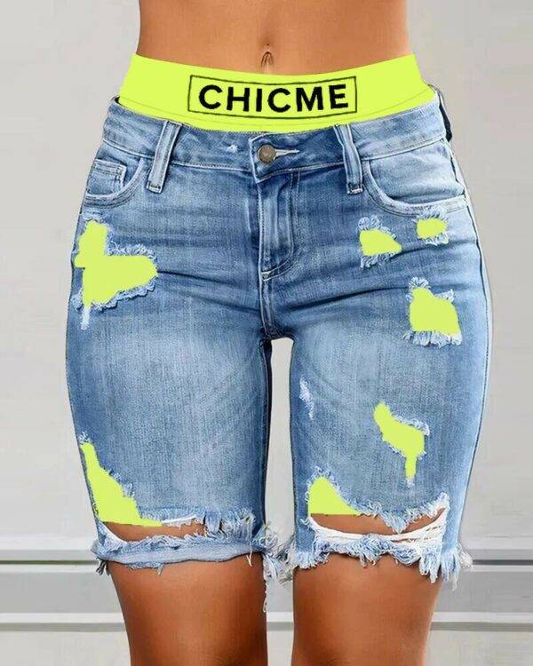 ⁦شورت جينز بطبعة ممزقة⁩ - الصورة ⁦8⁩