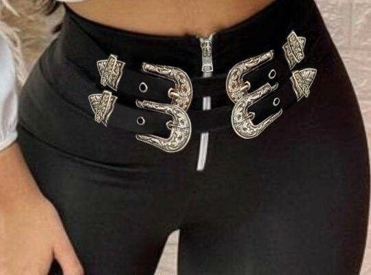 بنطال ضيق بحزام