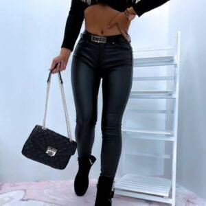 بنطال كاجوال بقصة Slim Fit