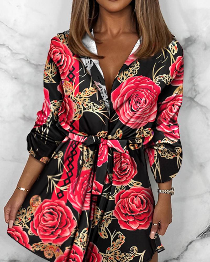 فستان قصير بطبعة الورود - الصورة 5