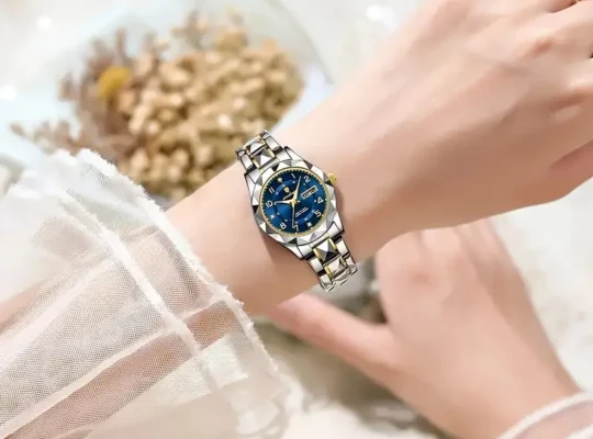 مجموعة ساعات كوارتز مضيئة للنساء