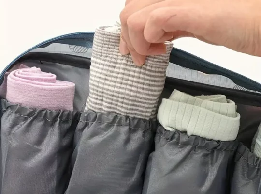 منظم للملابس الداخلية والجوارب للسفر