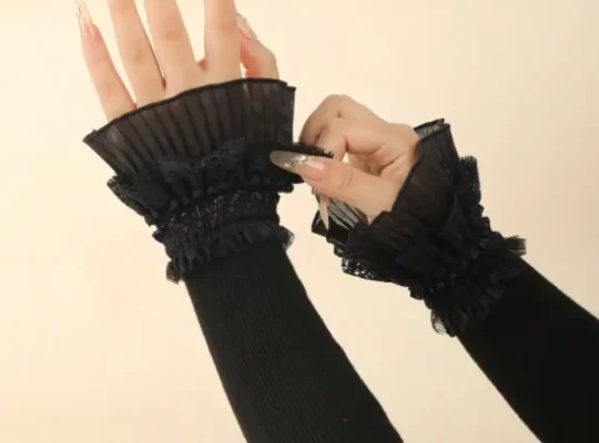 قفازات نسائية مرنة للأصابع بتصميم عصري