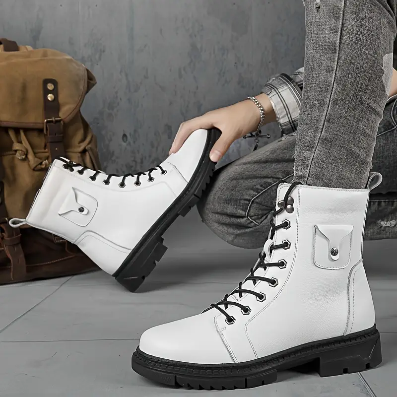 أحذية رجالية عالية الجودة من الجلد الطبيعي، بيضاء مع لمسات سوداء، نعل متين مضاد للانزلاق، تصميم مريح برباط للخارج والشارع والحفلات