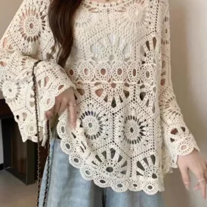 بلوزة نسائية أنيقة بأكمام طويلة…