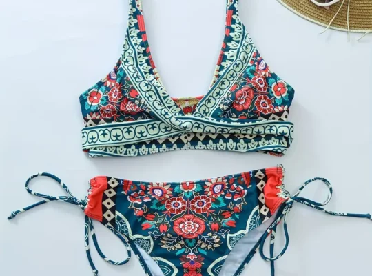 مجموعة باكيني بطباعة زهرية