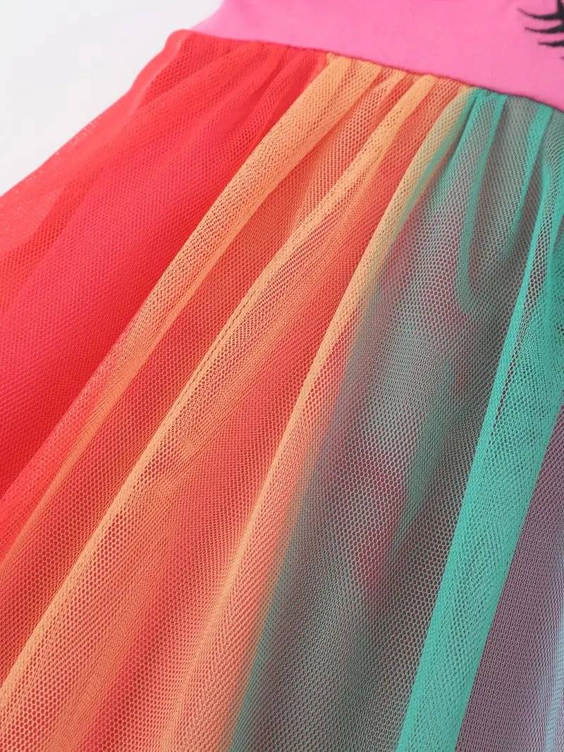 فستان صيفي قطن للبنات مزين بتطريز وحيد القرن وتنورة تول قوس قزح - الصورة 3