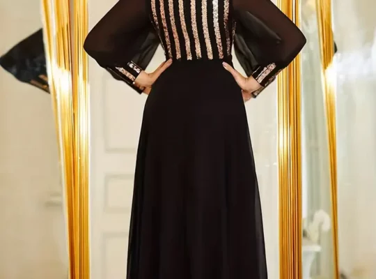 فستان سهرة أنيق برقبة …