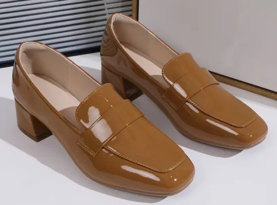 حذاء نسائي بكعب سميك، مضخات مربعة بألوان سادة