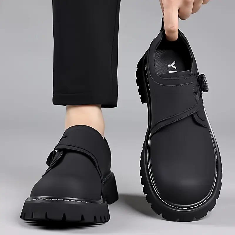 أحذية ديربي للرجال بأسلوب الشارع العتيق مع مشبك دوار، أحذية رسمية منخفضة اللون برباط للعمل الكاجوال، مناسبة لجميع الفصول والأنشطة الخارجية، جزء علوي من البولي يوريثان المسامي، داخلي من القماش، نعل مطاطي، مقدمة دائرية - أحذية رجالية