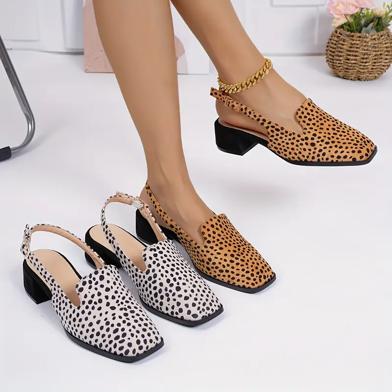 صنادل نسائية بكعب سميك وطبعة دالماتيان باللونين الأسود والأبيض - مقدمة مربعة، نعل ناعم، أحذية رسمية متوسطة الارتفاع لأسلوب مريح، أحذية كاجوال | تصميم صنادل أنيق | نعل TPU متين