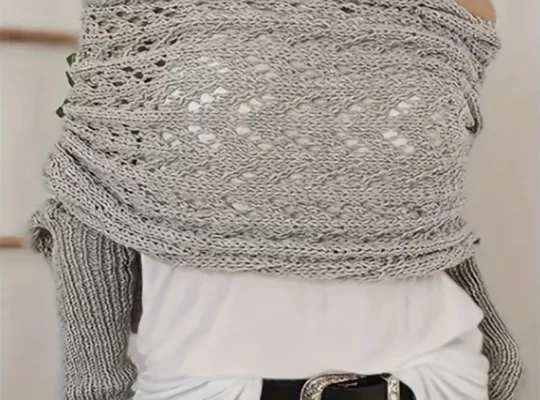 شال محبوك أنيق بأكمام للنساء