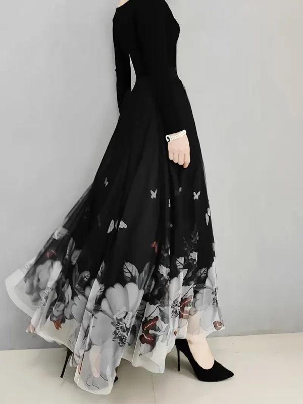 ⁦تنورة ذات خصر عالٍ مزينة ...⁩ - الصورة ⁦5⁩