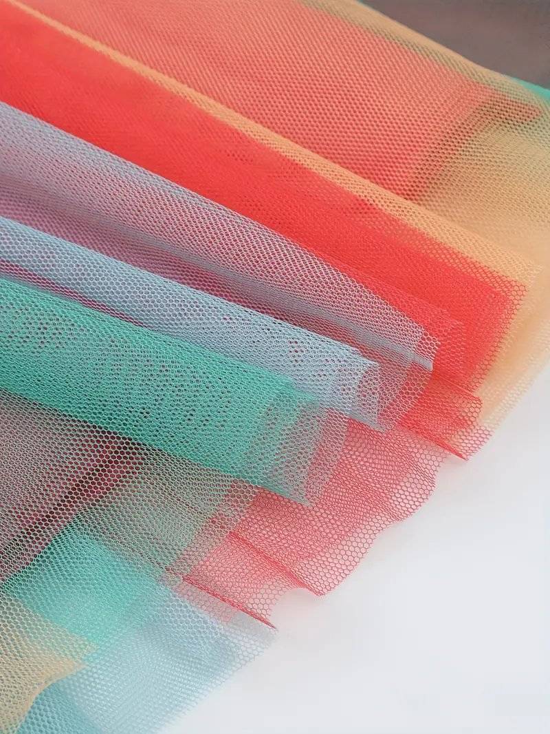 فستان صيفي قطن للبنات مزين بتطريز وحيد القرن وتنورة تول قوس قزح - الصورة 2