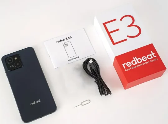 هاتف Redbeat E3 الذكي، شاشة كبيرة عالية الوضوح
