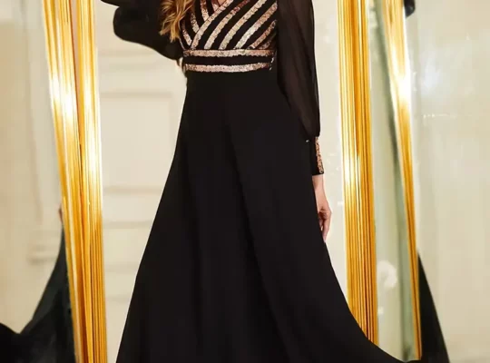 فستان سهرة أنيق برقبة …