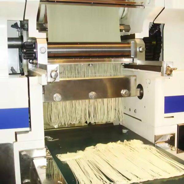 ⁦قطع غيار ماكينة المعكرونة التجارية ماكينة تقطيع المعكرونة الفوريةDongfangومشط وقاطع المعكرونة لصانعة المعكرونة الطازجة⁩ - الصورة ⁦4⁩
