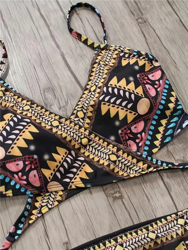 ⁦طقم بيكيني نسائي بطبعة بوهو شيك⁩ - الصورة ⁦5⁩