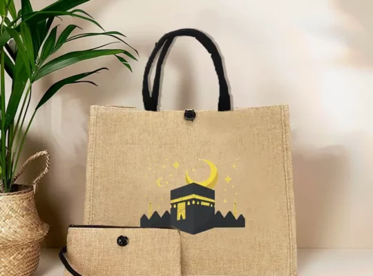 حقيبة قماشية مستوحاة من رمضان مع حقيبة تجميل
