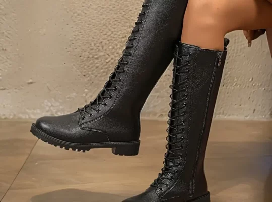 أحذية نسائية بطول منتصف الساق، أحذية كاجوال