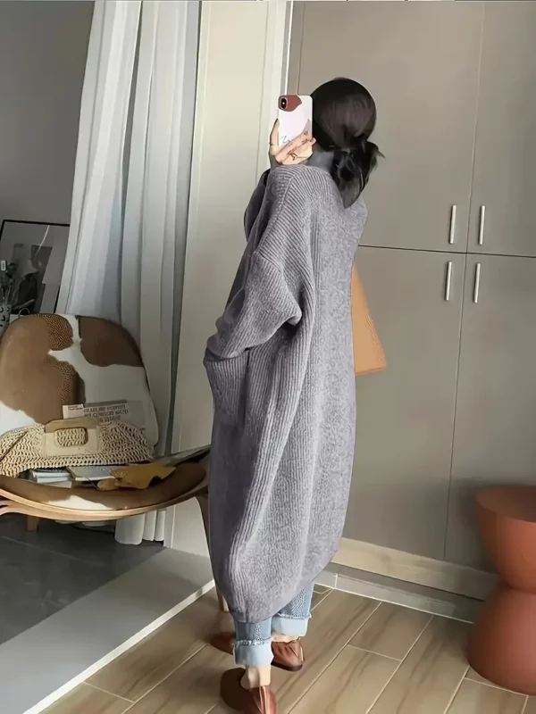 ⁦كارديجان نسائي بمقاس كبير...⁩ - الصورة ⁦2⁩