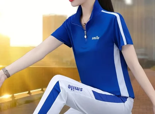 طقم رياضي صيفي خفيف للنساء…